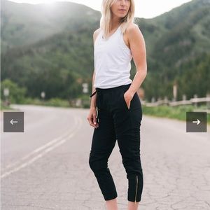 New Zyia black everywhere joggers size medium